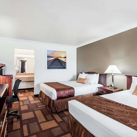 Days Inn & Suites By Wyndham Lodi Exterior photo