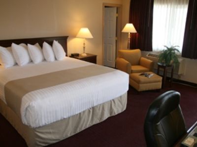 Days & By Wyndham Hotel